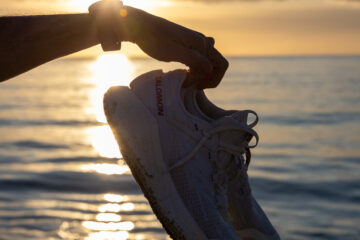 Laufschuh Sonnenaufgang, Meer, Strand